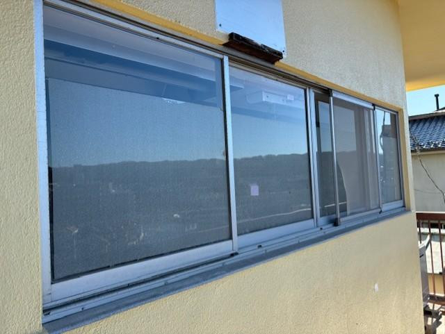 ミネトーヨー住器の【動画有】【青梅市】取替窓「リプラス」取付工事の施工前の写真1