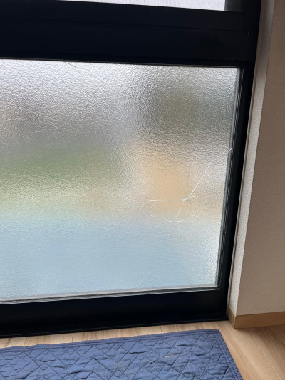ミネトーヨー住器の【相模原市】遮熱高断熱Low-Eガラス交換工事の施工前の写真1