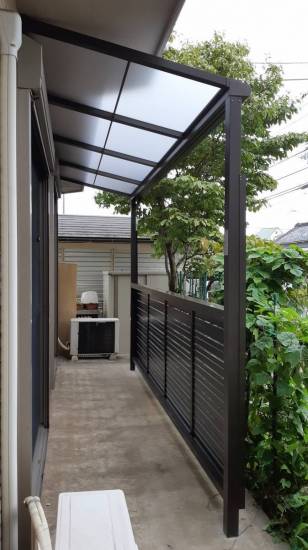杉戸ウインドトーヨー住器の屋根とフェンスで新しい空間を！施工事例写真1