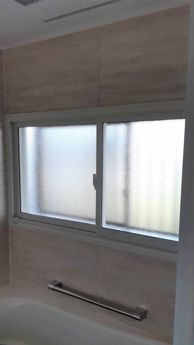 杉戸ウインドトーヨー住器の内窓インプラスSG　浴室仕様　施工しました！の施工後の写真1