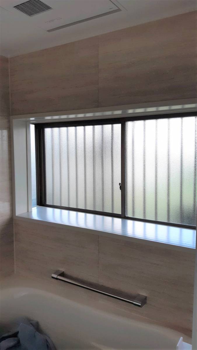 杉戸ウインドトーヨー住器の内窓インプラスSG　浴室仕様　施工しました！の施工前の写真1