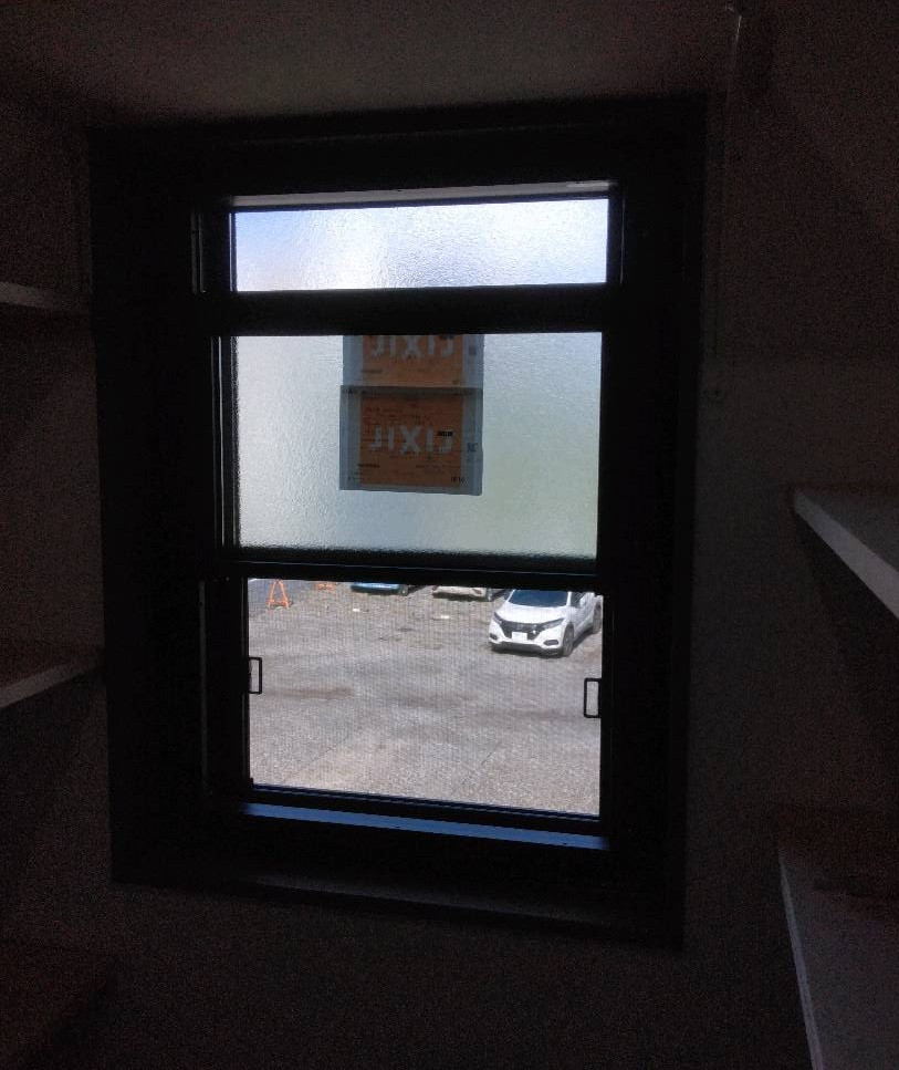 杉戸ウインドトーヨー住器のFIX窓を開けられる窓に交換したい！の施工後の写真2