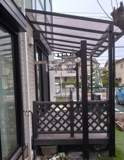 杉戸ウインドトーヨー住器の【杉戸町】雨漏りするテラス屋根、テラスVSで解決です！施工事例写真1