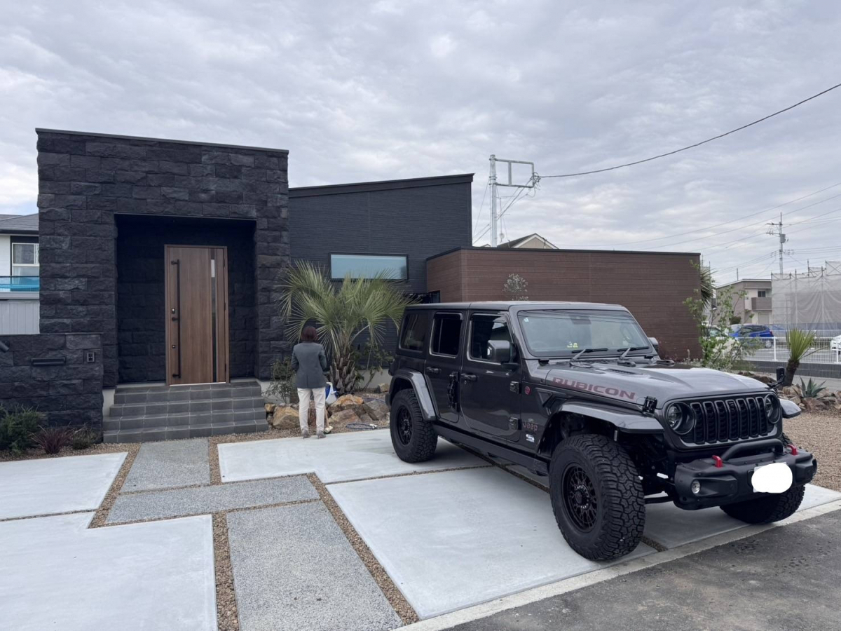 杉戸ウインドトーヨー住器の【加須市】おしゃれでかっこいいカーポートといえば！LIXILカーポートSC！！の施工前の写真1