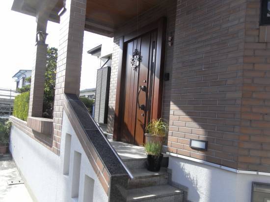 大和アルミトーヨー住器の玄関ドアの交換施工事例写真1
