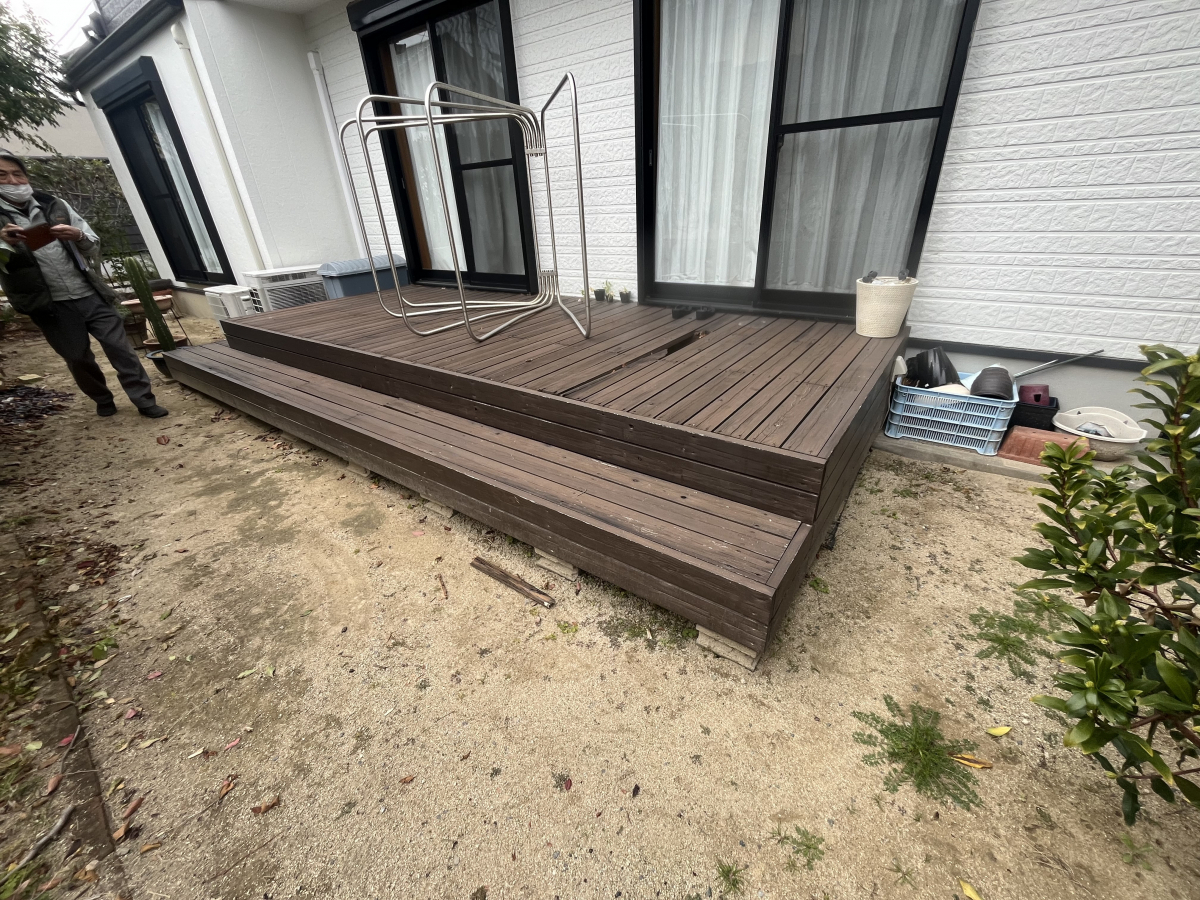 大和アルミトーヨー住器のデッキ工事の施工前の写真1