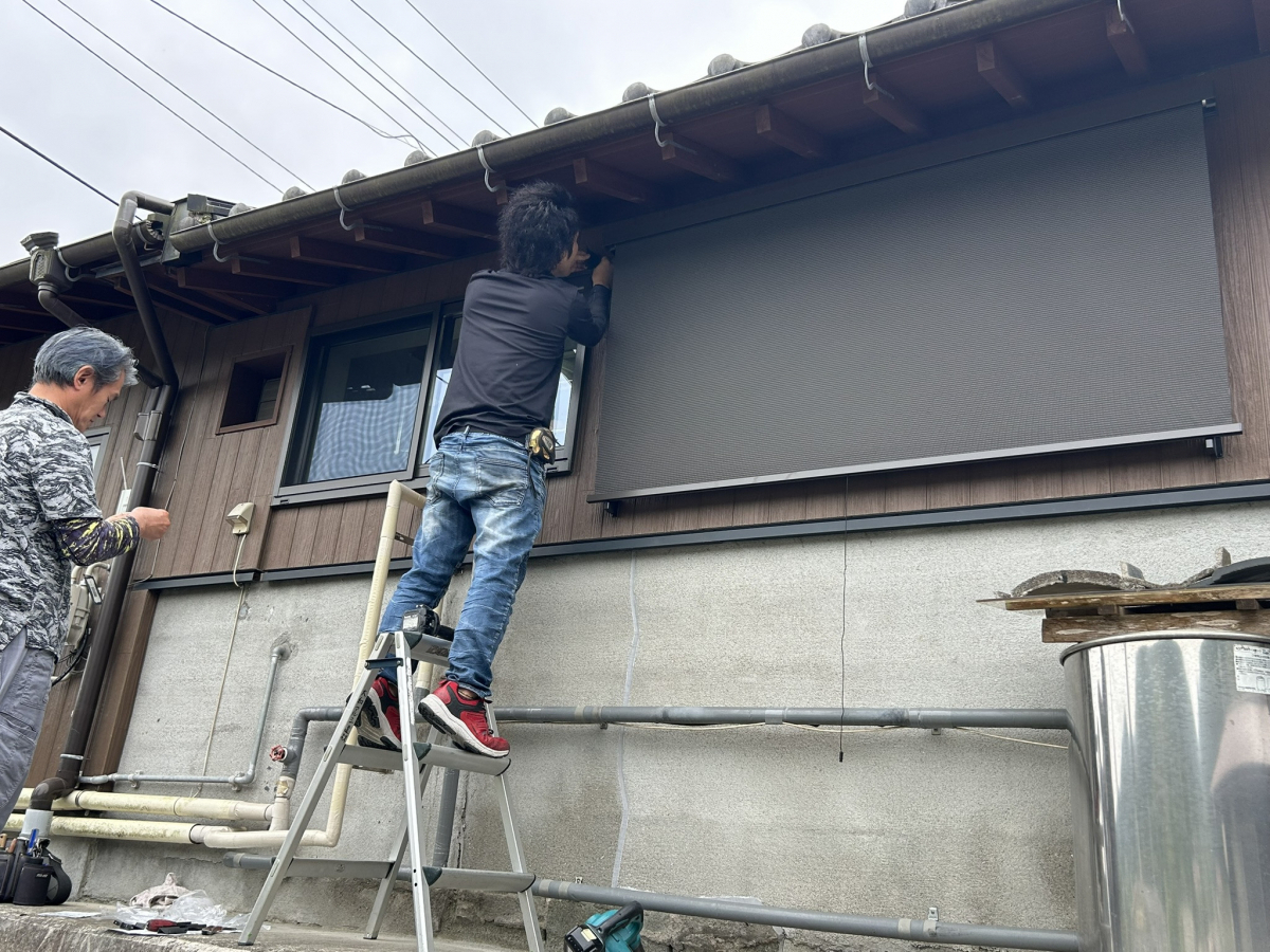 大和アルミトーヨー住器のスタイルシェード取付の施工前の写真3