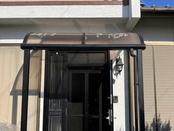 大和アルミトーヨー住器の劣化が見られるテラスパネルを張り替えました✨（佐賀市）の施工前の写真1