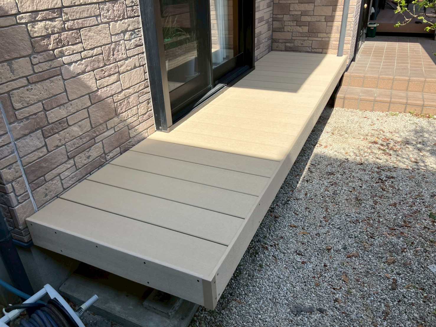 大和アルミトーヨー住器の（佐賀市）外に出たくなる庭へ！樹ら楽ステージ施工しましたの施工後の写真2