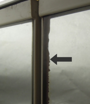 サトートーヨー住器の鏡の中に黒い斑点が！？の施工事例詳細写真2