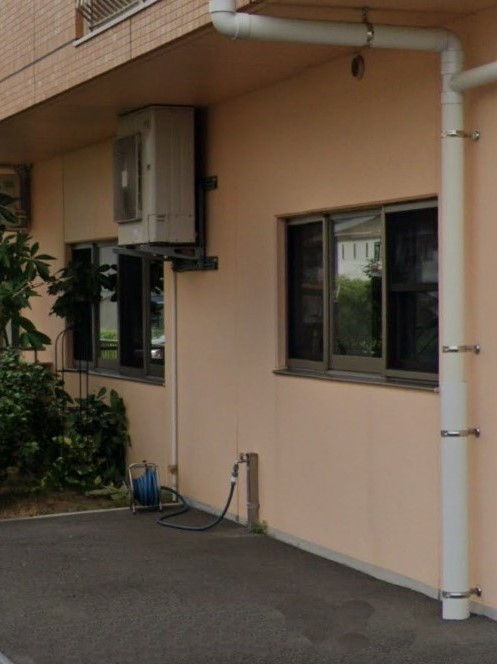サトートーヨー住器のスタイリッシュなカーポートの施工前の写真1