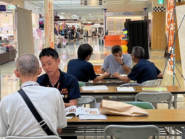 9月20日（土）二葉屋ECO窓相談会の様子 二葉屋のイベントキャンペーン 写真2