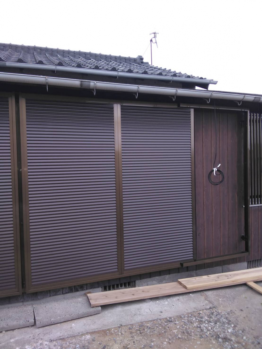 新栄トーヨー住器の防犯対策にいかが！！雨風も防げる優れもの！！！のお客さまの声の写真1