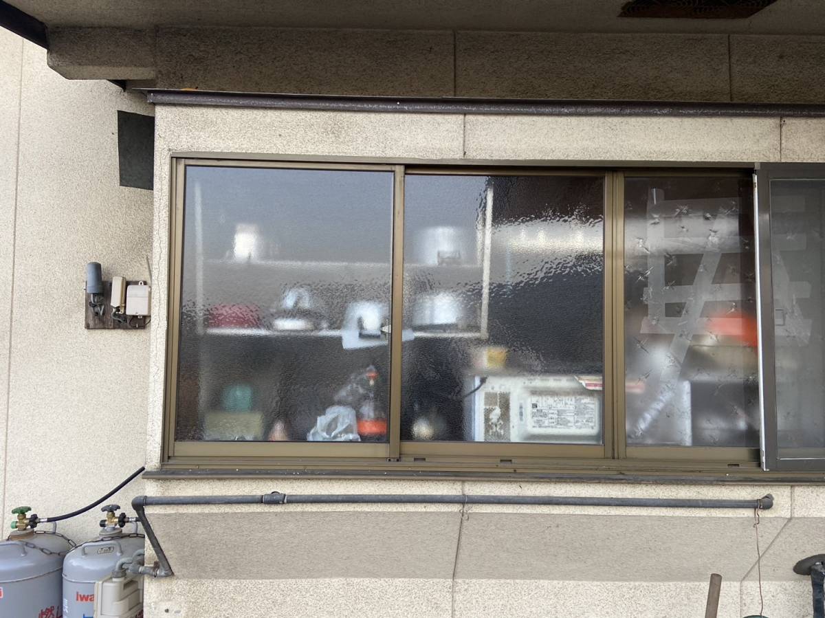 飯田トーヨー住器の※ガラス修理を行いました！！の施工後の写真1