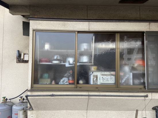 飯田トーヨー住器の※ガラス修理を行いました！！施工事例写真1