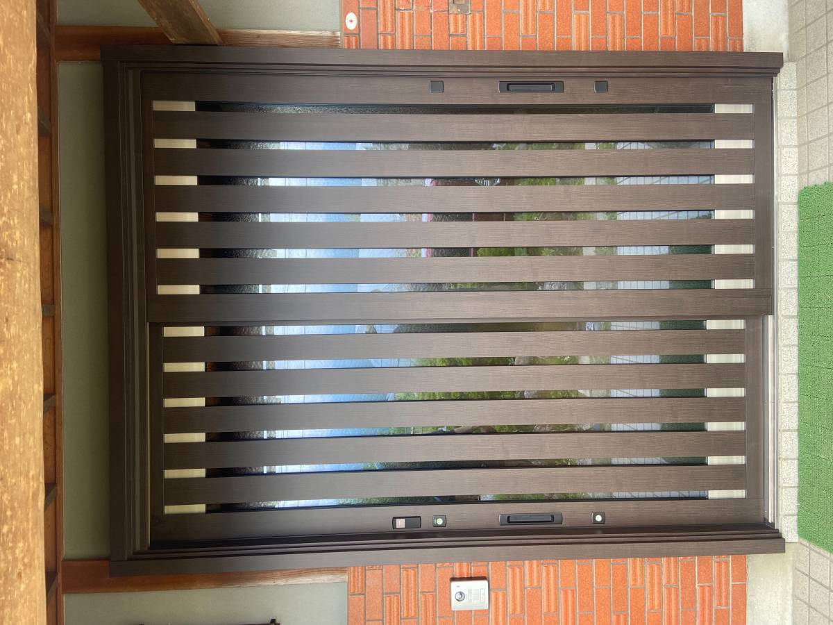 飯田トーヨー住器のリシェント玄関引戸の施工を行いました。の施工後の写真1