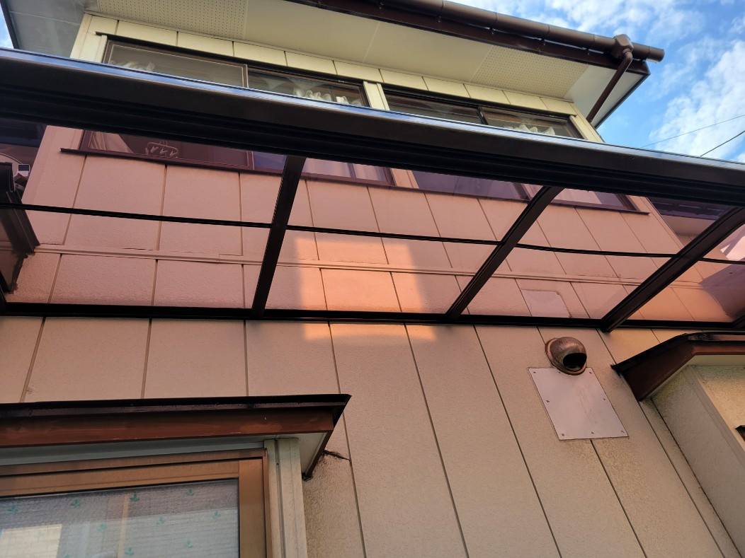 キタノトーヨー住器のテラス屋根の修理の施工後の写真1