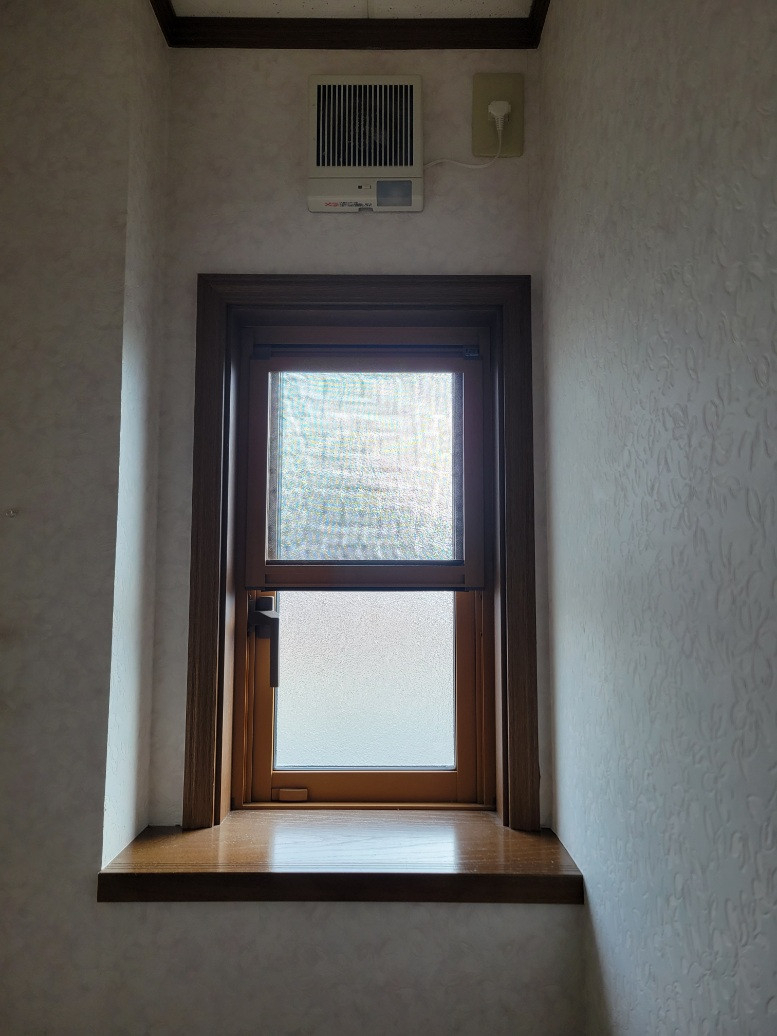 キタノトーヨー住器の内窓設置で断熱性能UP！の施工前の写真1