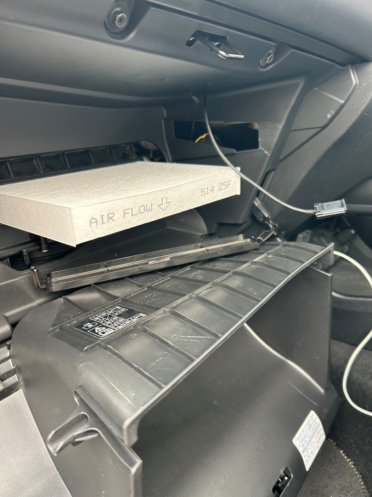 オイル交換に行っただけなのに ミヤザキトーヨー住器のブログ 写真2