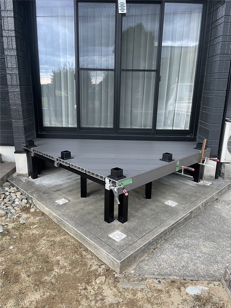 人工木ウッドデッキには、天然木に比べて多くのメリットがあります。 ミヤザキトーヨー住器のブログ 写真6