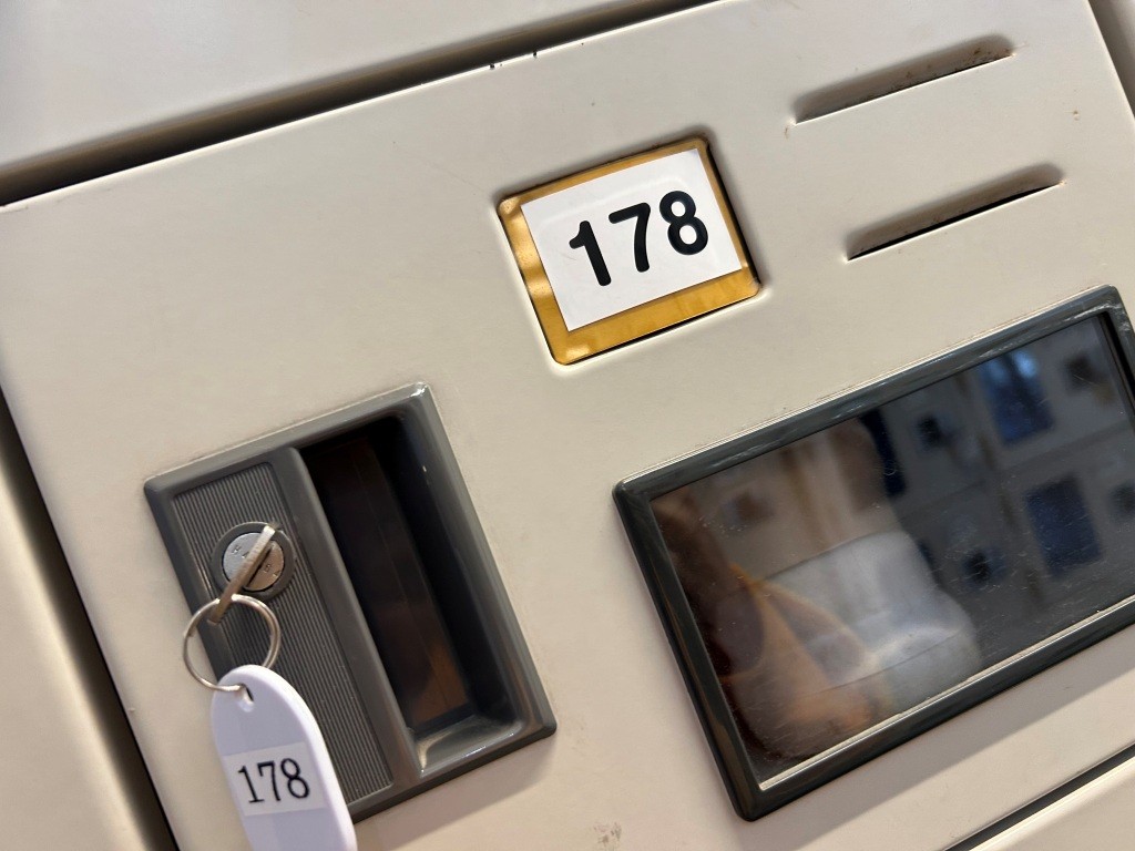 休日穴場ランチ(笑) ミヤザキトーヨー住器のブログ 写真4