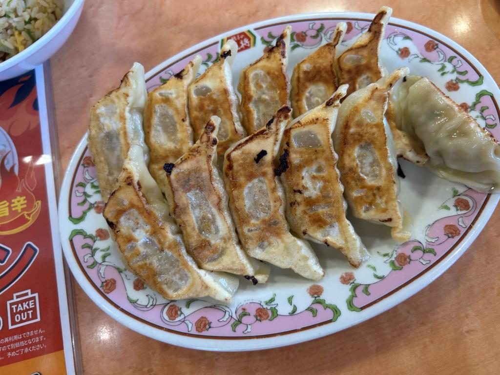 餃子の○○ ミヤザキトーヨー住器のブログ 写真3