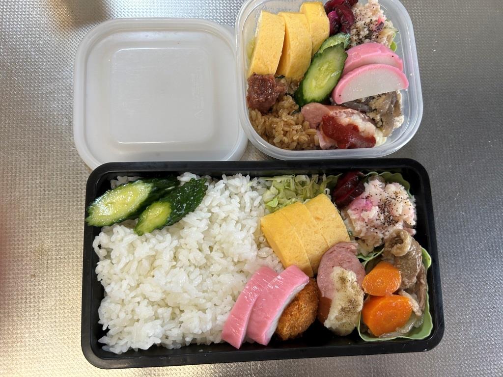 ど~んと一本!だし巻き玉子のお弁当 ミヤザキトーヨー住器のブログ 写真10