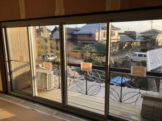 ミヤザキトーヨー住器の住宅窓の取替施工事例写真1