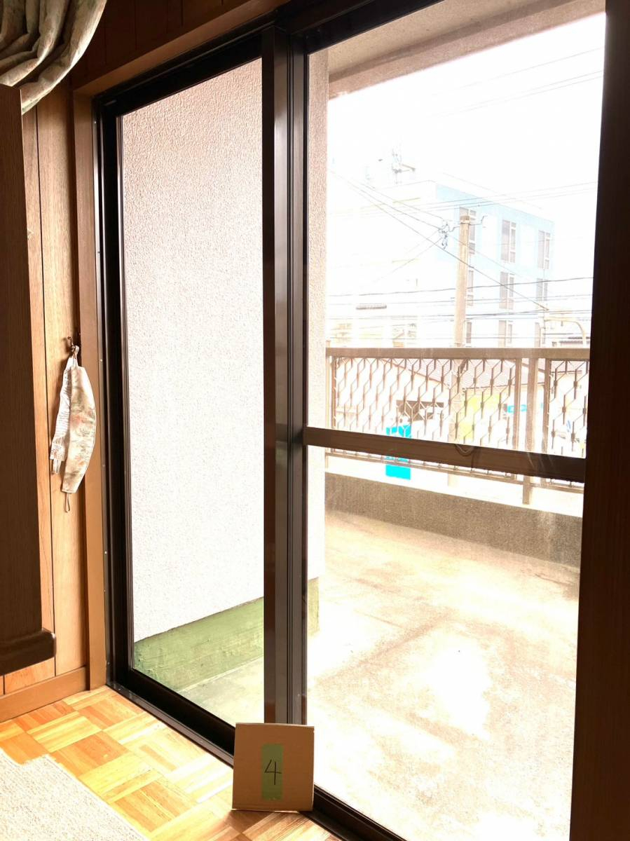 ミヤザキトーヨー住器の内窓設置は騒音防止にも効果有り!!!の施工後の写真1