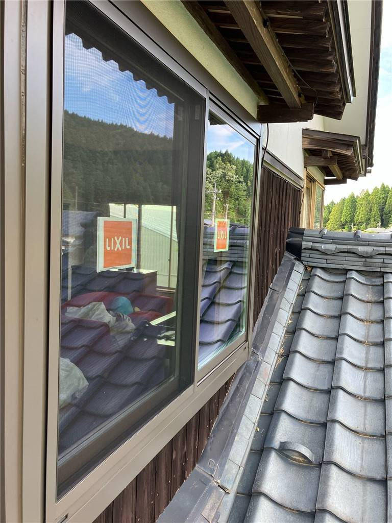 ミヤザキトーヨー住器の外窓枠はそのまま使用!!!カンタン窓リフォーム（LIXIL製品名：リプラス）の施工後の写真2