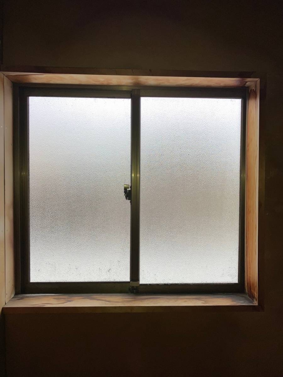 ミヤザキトーヨー住器の内窓設置工事申請のお願い事項の施工前の写真2