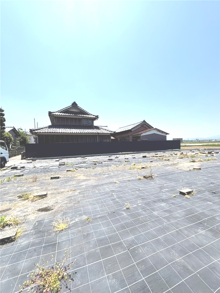 ミヤザキトーヨー住器のフェンスの「表」と「裏」、意識したことありますか?の施工後の写真1