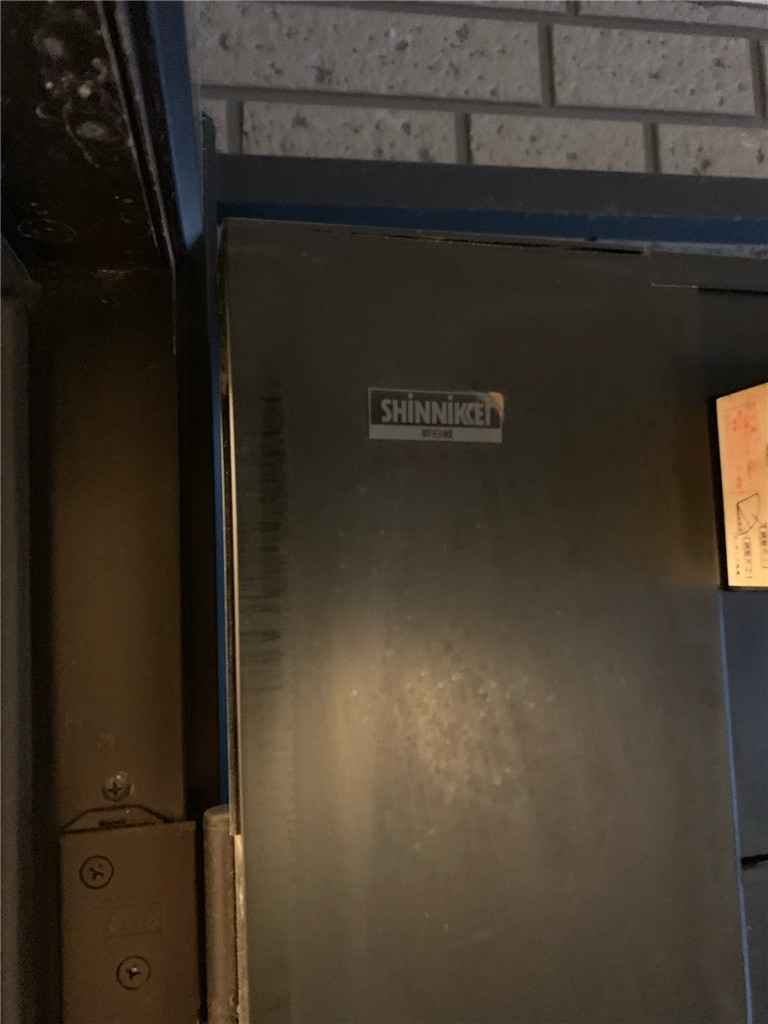 ミヤザキトーヨー住器の【内窓設置+玄関リフォーム】補助金は今年がラストチャンスかも！？賢く使ってお得に快適暮らし！の施工前の写真2