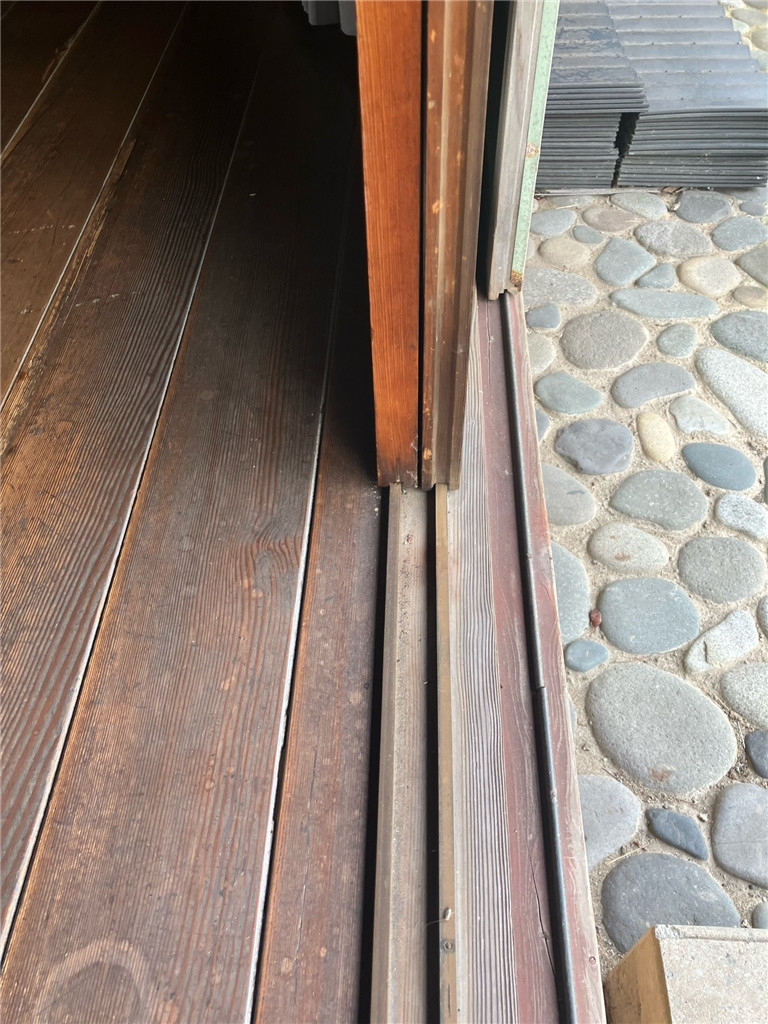ミヤザキトーヨー住器の【内装建具調整】襖・障子の張り替えは晴れた日に! プロに頼むメリットも解説の施工前の写真1