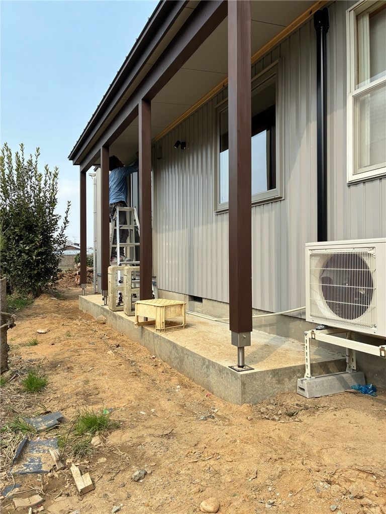 ミヤザキトーヨー住器の【樹ら楽ステージ設置】後悔しない外構工事の秘訣！LIXILのお得なキャンペーンを見逃すな！の施工前の写真1
