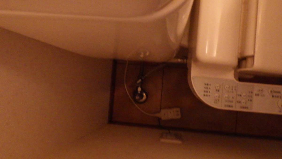トーヨコトーヨー住器のトイレのリフォームの施工前の写真2