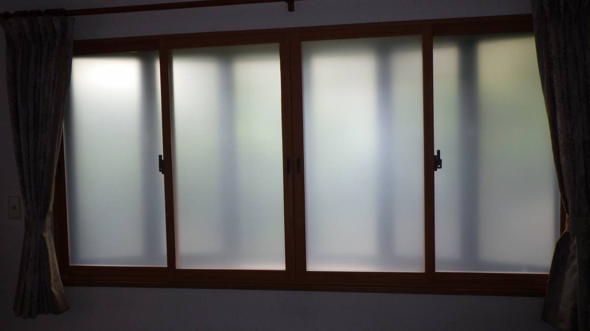 トーヨコトーヨー住器の内窓 インプラスの取付工事 〔横浜市内〕の施工後の写真1