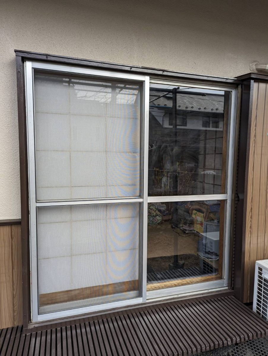トーヨコトーヨー住器の窓のリニューアル工事 リプラスの場合の施工前の写真1