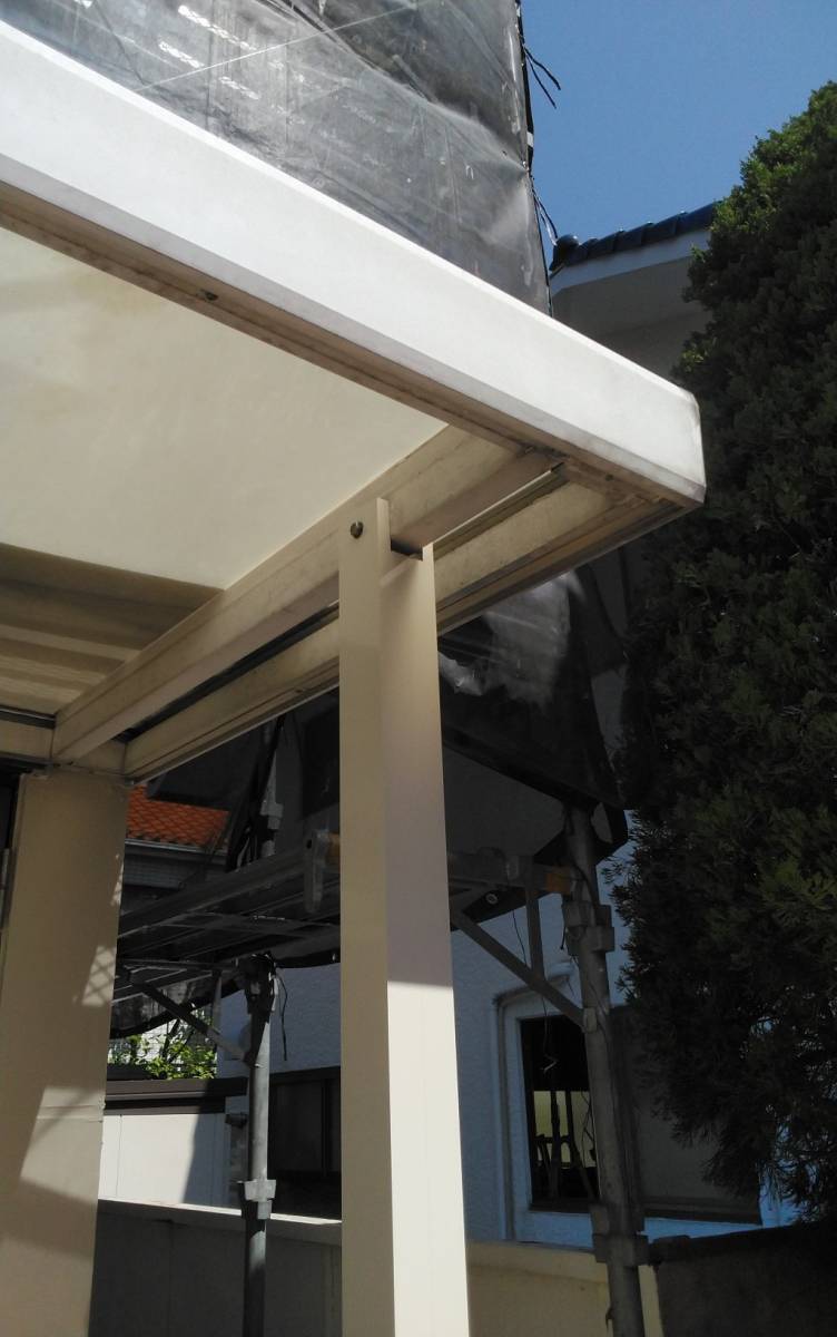 トーヨコトーヨー住器のテラスの柱の入替　施工例の施工後の写真2