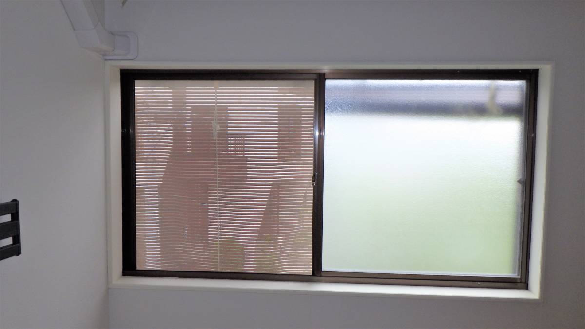 トーヨコトーヨー住器の内窓　インプラスの取付工事　〔横浜市内〕の施工前の写真1