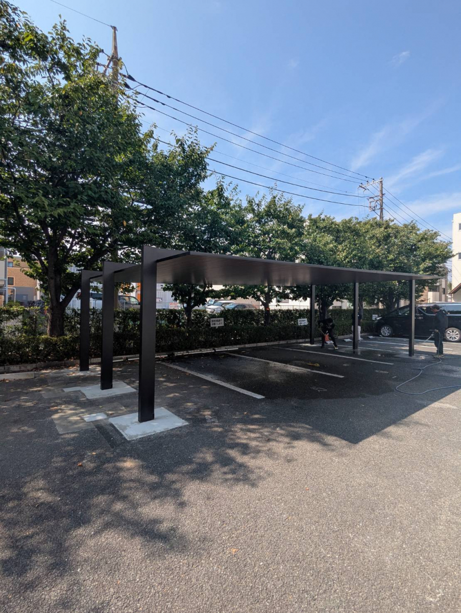 トーヨコトーヨー住器のカーポート取替工事の施工後の写真1