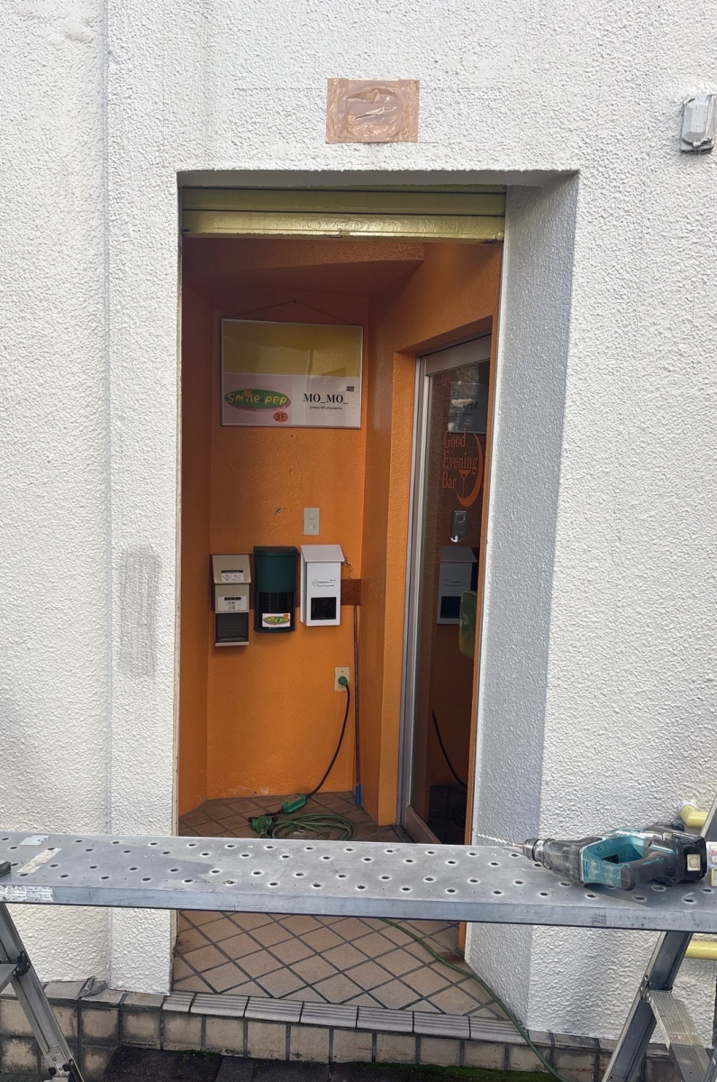 トーヨコトーヨー住器のシャッター取付の施工前の写真1