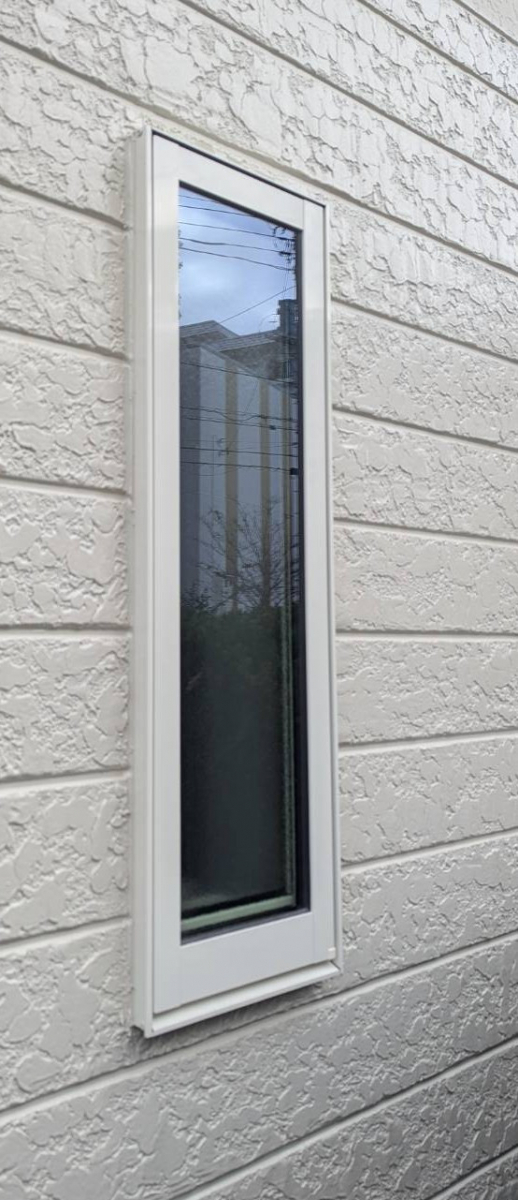 トーヨコトーヨー住器の面格子取付で防犯対策の施工前の写真1