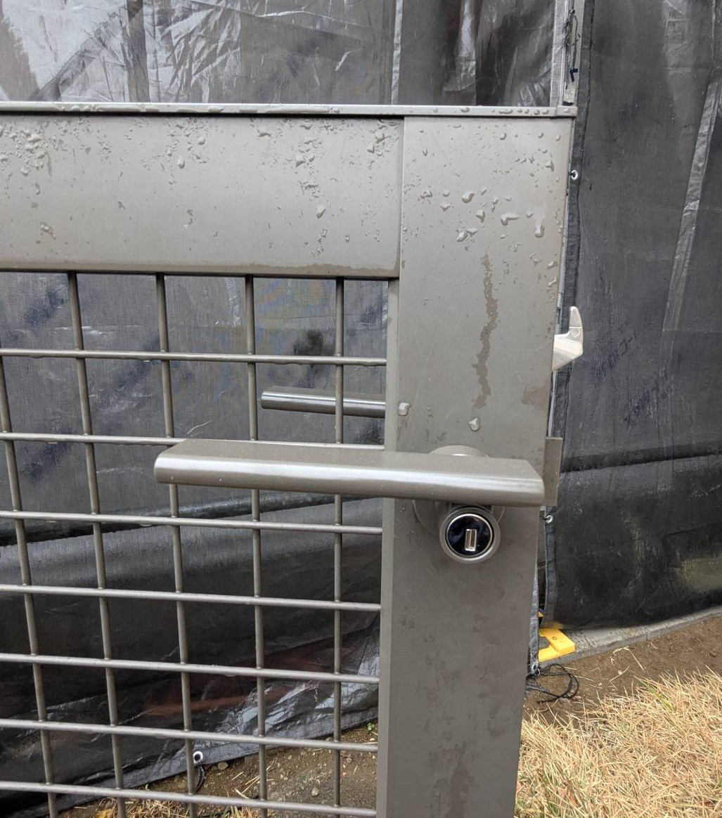 トーヨコトーヨー住器の門扉の修理の施工後の写真1