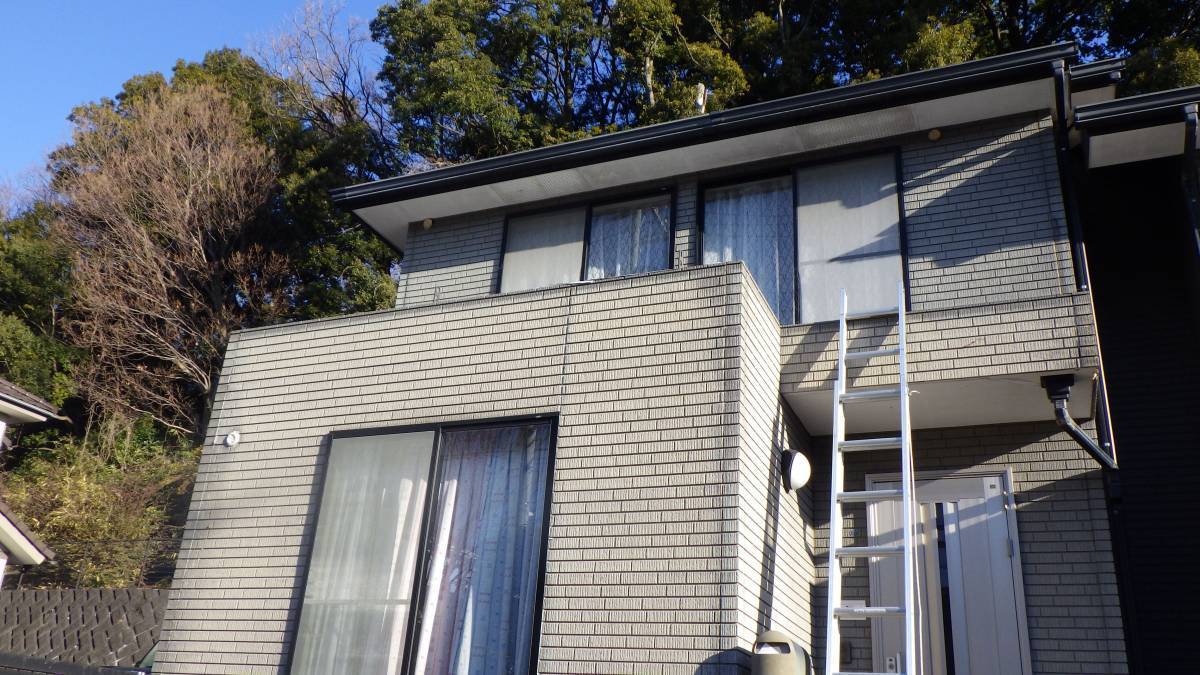 トーヨコトーヨー住器のベランダ手摺のリニューアル工事の施工前の写真2