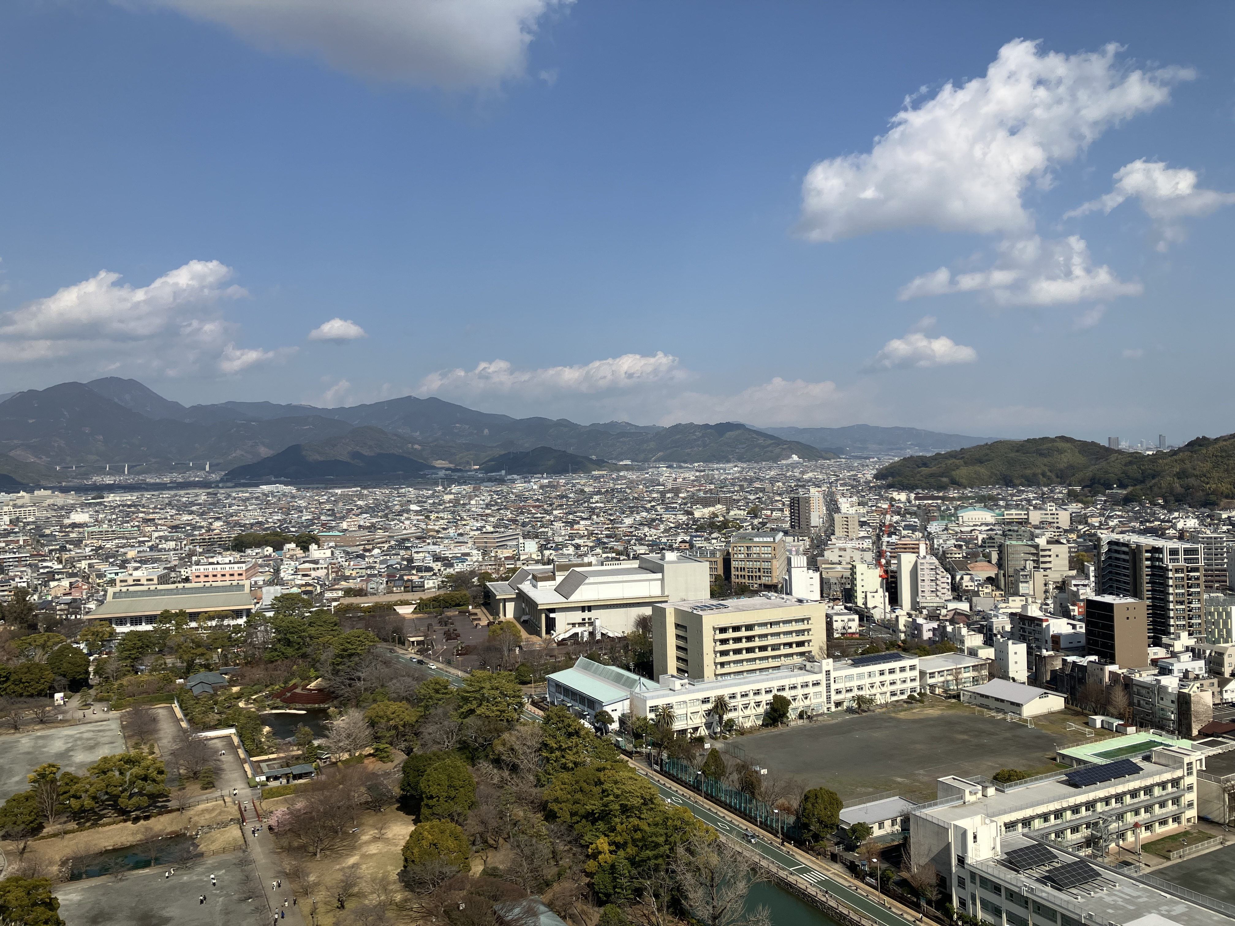 静岡県庁の展望フロアからの景色は絶景です！ 石田ガラスサッシ販売のブログ 写真2