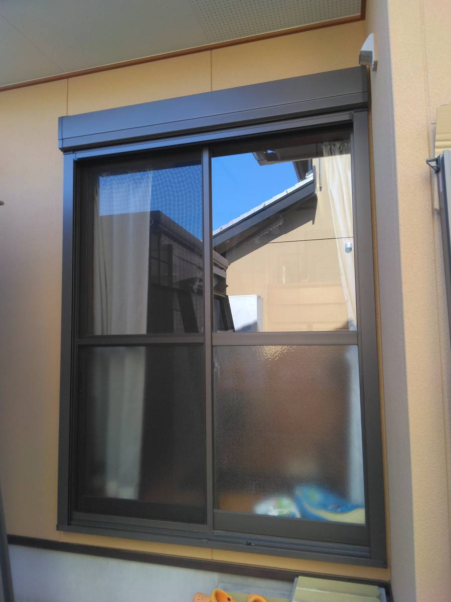石田ガラスサッシ販売のリプラス設置で快適な窓にの施工前の写真1