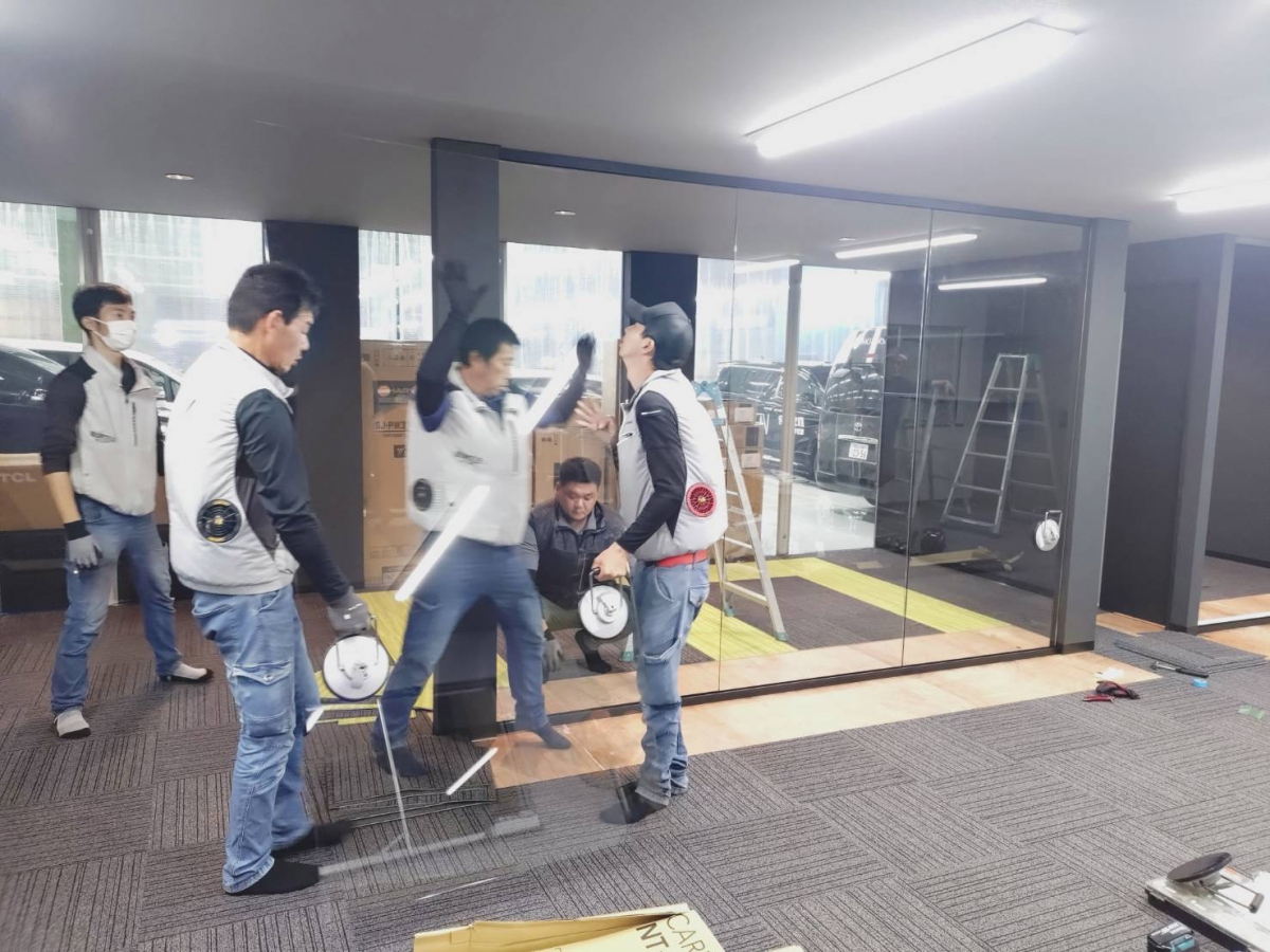 石田ガラスサッシ販売のオフィス空間のガラス間仕切り工事です!の施工前の写真2