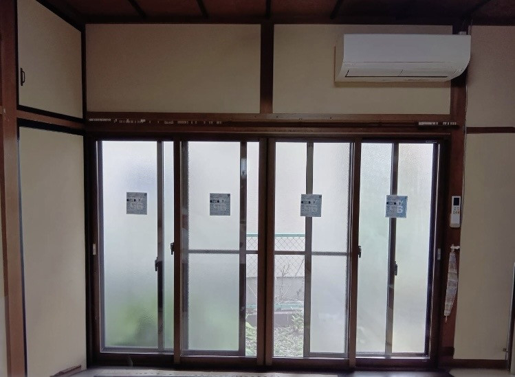 石田ガラスサッシ販売の内窓のリフォームで寒い窓を断熱リフォームしました！(20260410)の施工後の写真1