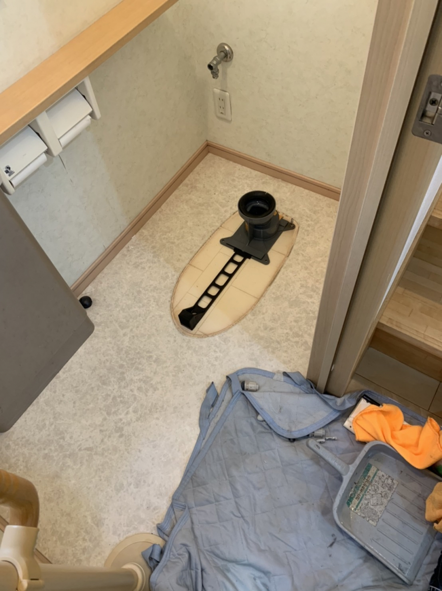SHL呉のK様邸　トイレ取替工事　part1の施工後の写真1